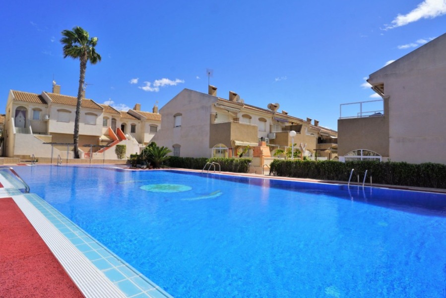 Resale - Lägenhet / Bungalow  - Torrevieja  - Aguas Nuevas