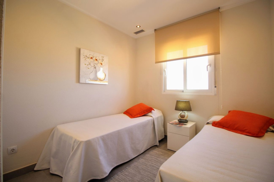 Resale - Apartment/Bungalow - Orihuela Costa - Punta Prima