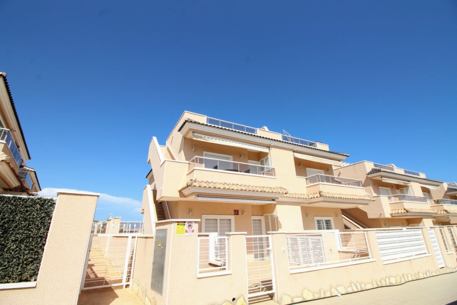 Resale - Apartment/Bungalow - Orihuela Costa - Punta Prima