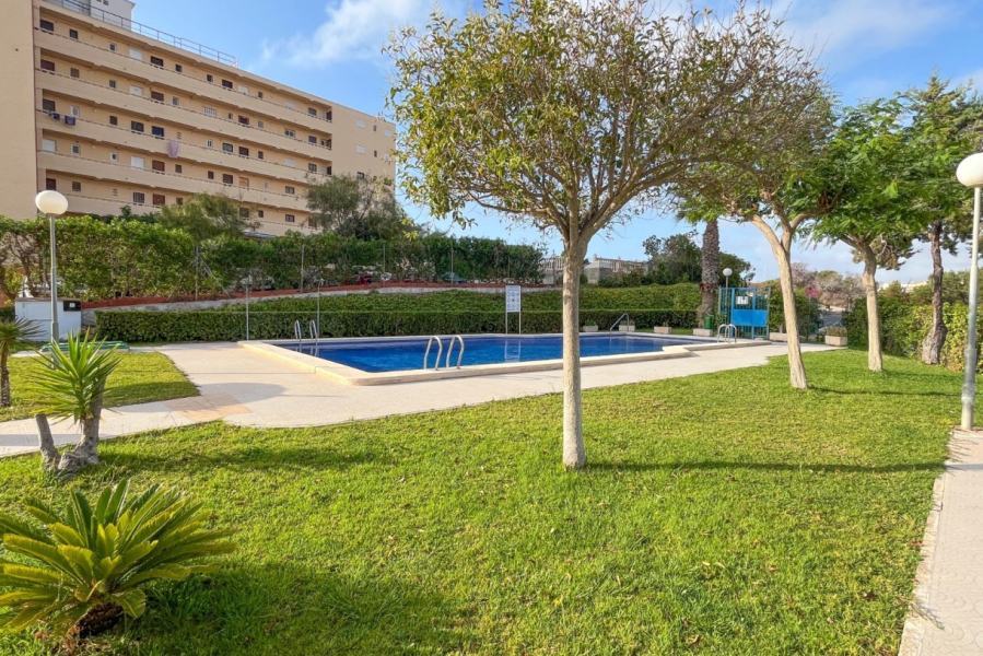 Resale - Apartment/Bungalow - Torrevieja  - Torreblanca