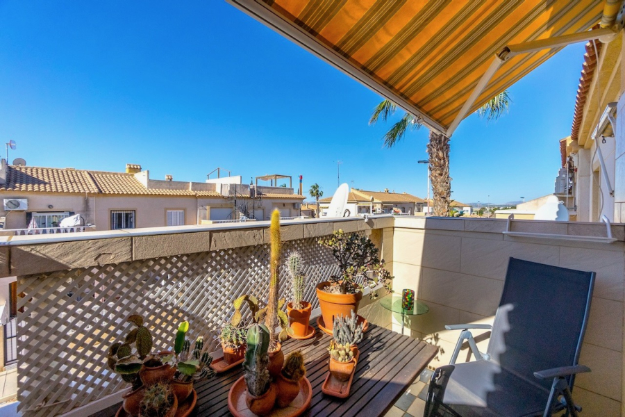 Resale - Apartamento/Bungalow - Torrevieja  - Aguas Nuevas