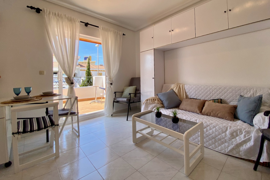 Resale - Lägenhet / Bungalow  - Torrevieja  - La Mata