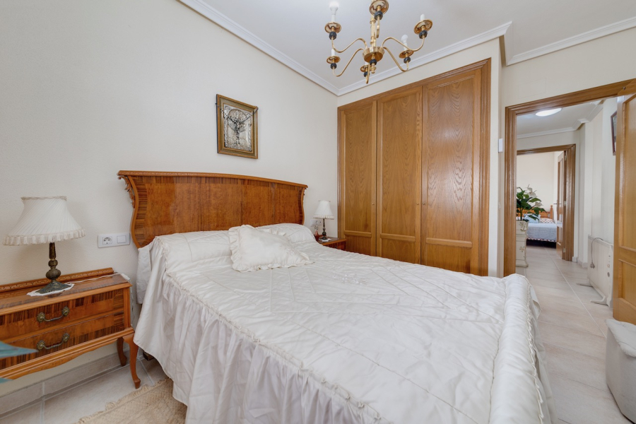 Resale - Apartamento/Bungalow - Torrevieja  - La Veleta