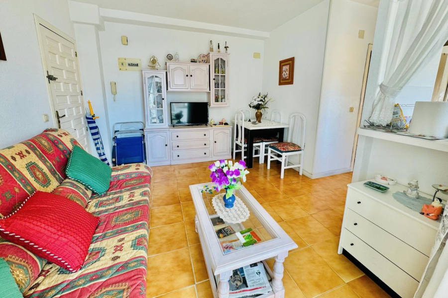 Resale - Lägenhet / Bungalow  - Torrevieja  - La Mata