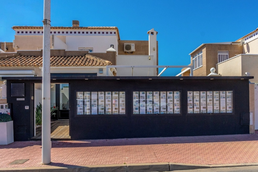 Resale - Radhus / Duplex - Torrevieja  - Aguas Nuevas