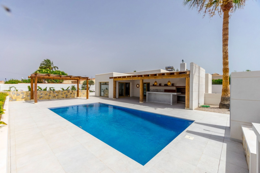 Resale - Villa - Torrevieja  - Torreta Florida