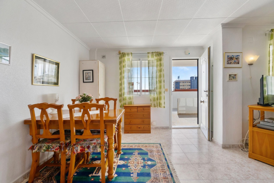 Resale - Apartamento/Bungalow - Torrevieja  - Torre del Moro