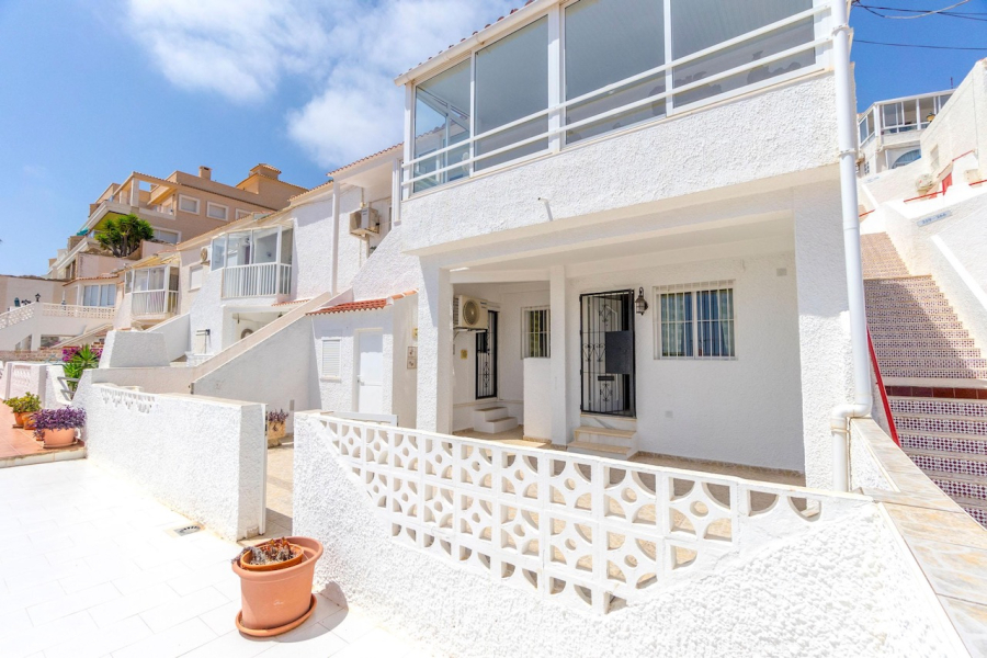 Resale - Apartamento/Bungalow - Torrevieja  - Torre del Moro