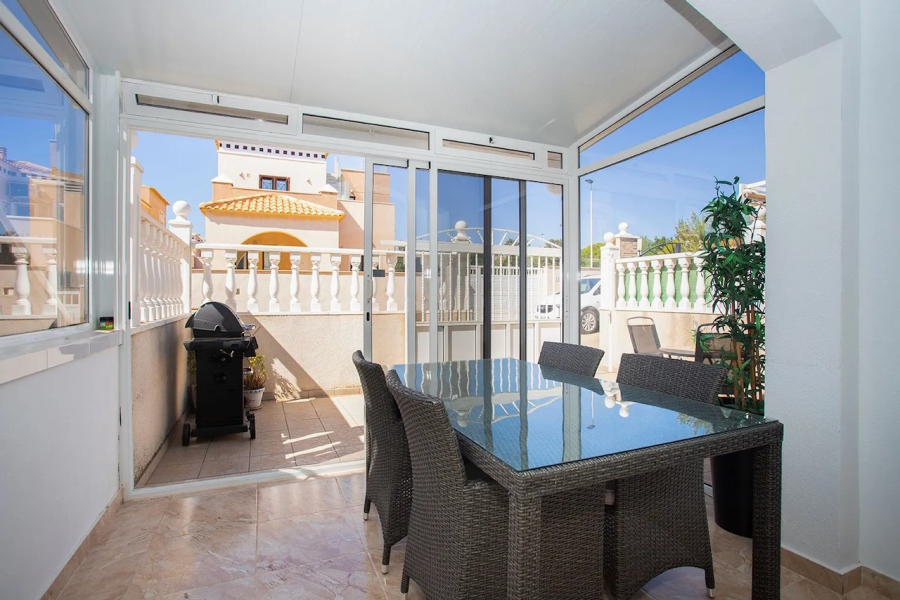 Resale - Apartamento/Bungalow - Torrevieja  - Aguas Nuevas