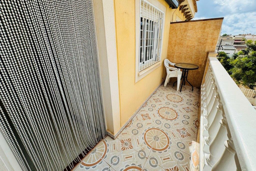 Resale - Apartamento/Bungalow - Torrevieja  - La Rosaleda - Los Frutales