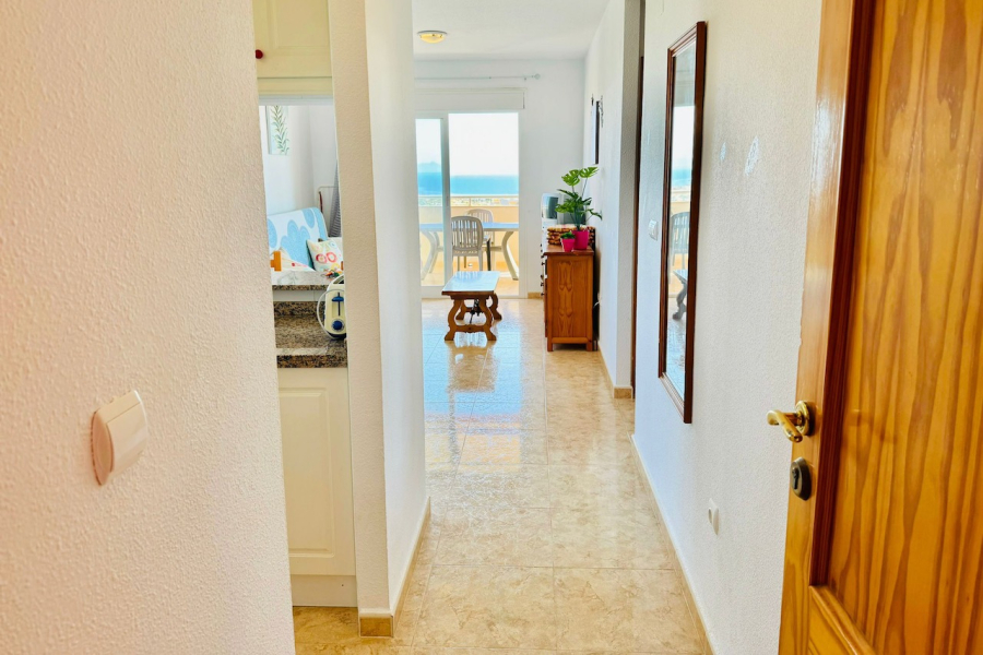 Resale - Apartamento/Bungalow - Torrevieja  - La Mata