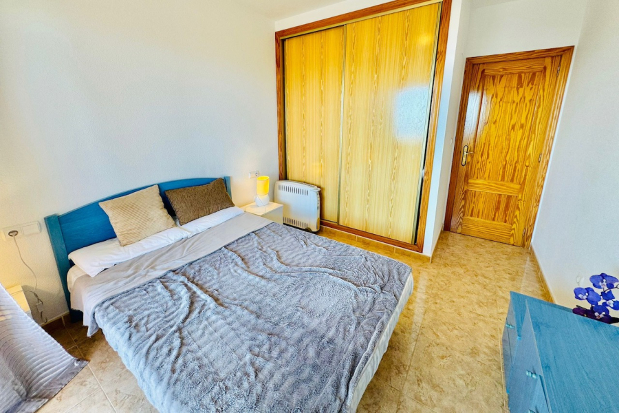 Resale - Lägenhet / Bungalow  - Torrevieja  - La Mata