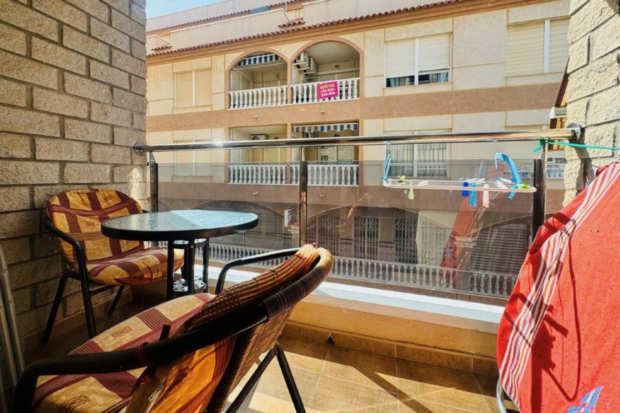 Resale - Apartment/Bungalow - Torrevieja  - La Mata