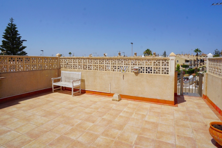 Resale - Apartment/Bungalow - Torrevieja  - Aguas Nuevas