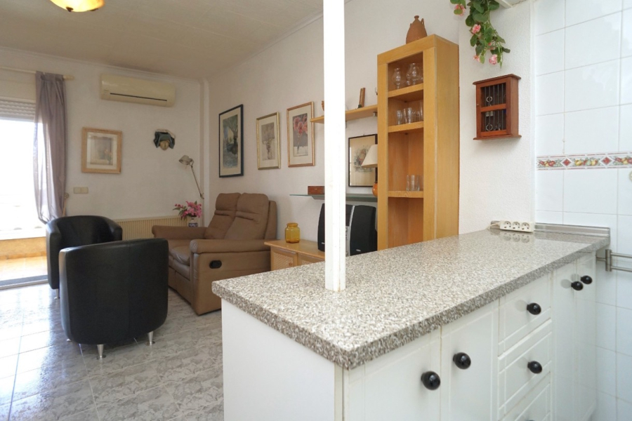 Resale - Lägenhet / Bungalow  - Torrevieja  - Aguas Nuevas