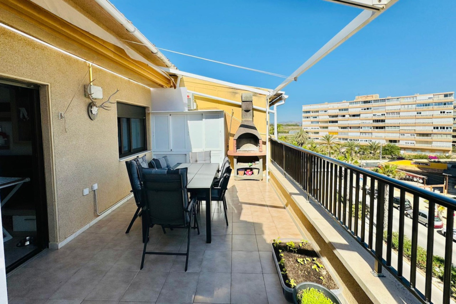 Resale - Apartamento/Bungalow - Torrevieja  - La Mata