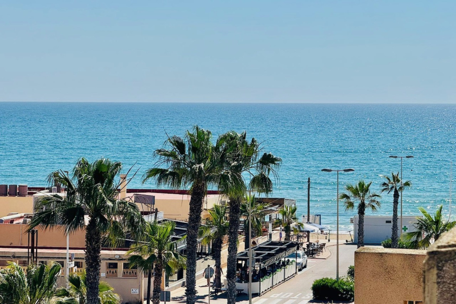 Resale - Apartment/Bungalow - Torrevieja  - La Mata