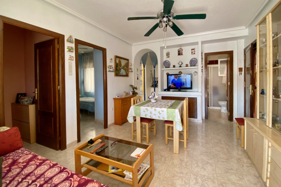 Resale - Apartment/Bungalow - Torrevieja  - Molino Blanco