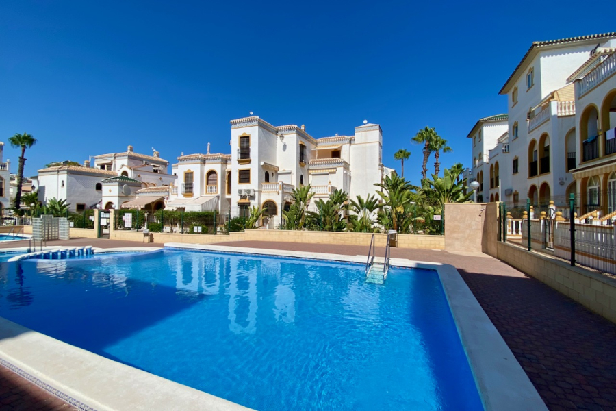 Resale - Apartment/Bungalow - Torrevieja  - Molino Blanco