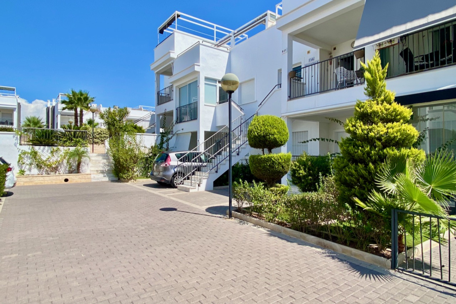 Resale - Lägenhet / Bungalow  - Torrevieja  - Aguas Nuevas II