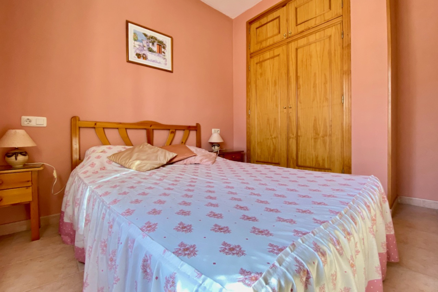 Resale - Lägenhet / Bungalow  - Torrevieja  - Molino Blanco