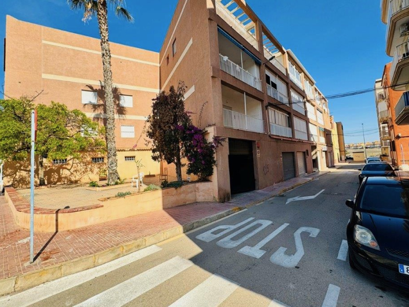 Apartamento/Bungalow - Resale - Torrevieja  - EC01211