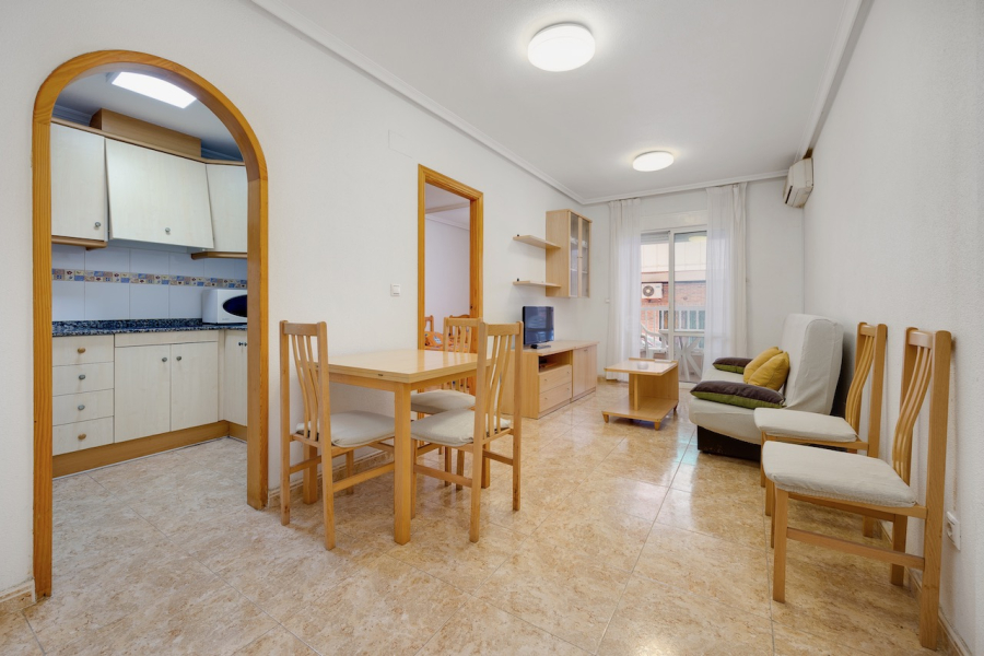 Resale - Apartamento/Bungalow - Torrevieja  - El Acequión