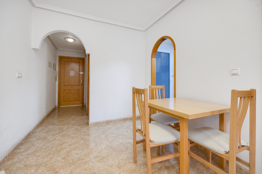 Resale - Apartamento/Bungalow - Torrevieja  - El Acequión