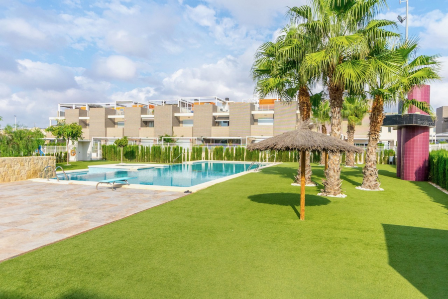 Resale - Lägenhet / Bungalow  - Torrevieja  - Aguas Nuevas