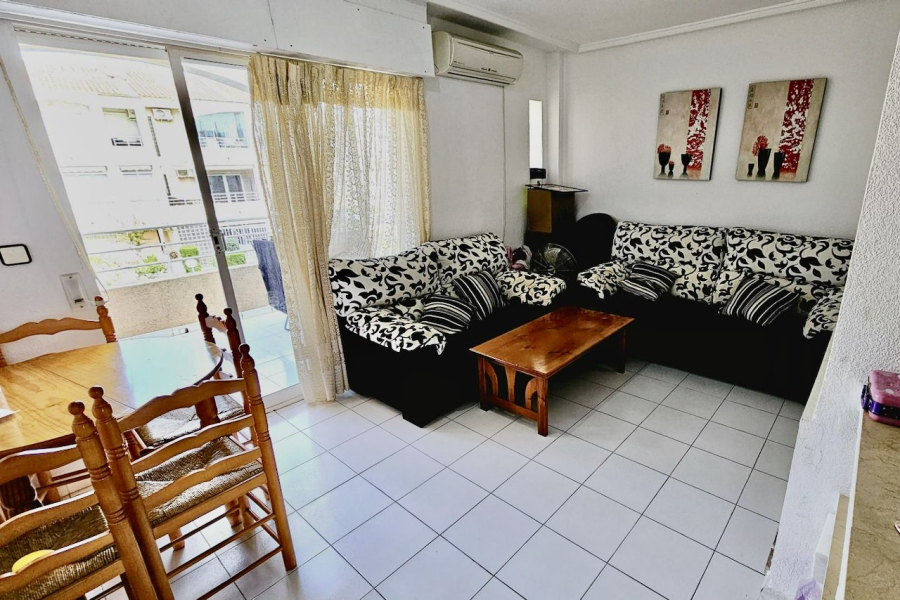 Resale - Apartamento/Bungalow - Torrevieja  - La Rosaleda - Los Frutales