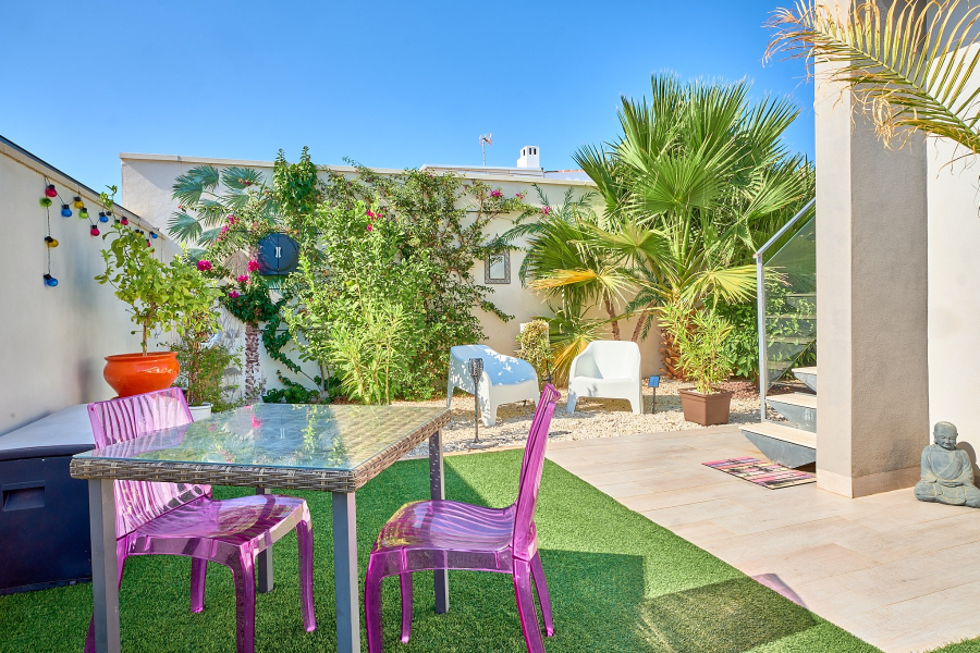 Resale - Villa - Torrevieja  - El Chaparral