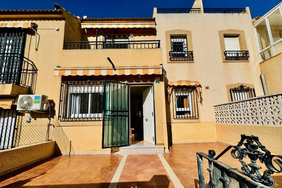 Resale - Townhouse / Duplex - Torrevieja  - La Rosaleda - Los Frutales