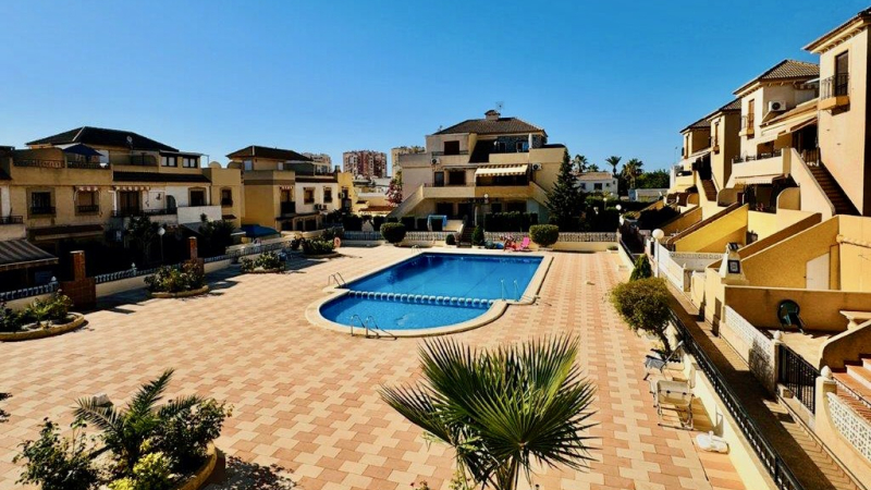 Duplex / Adosado - Resale - Torrevieja  - La Rosaleda - Los Frutales