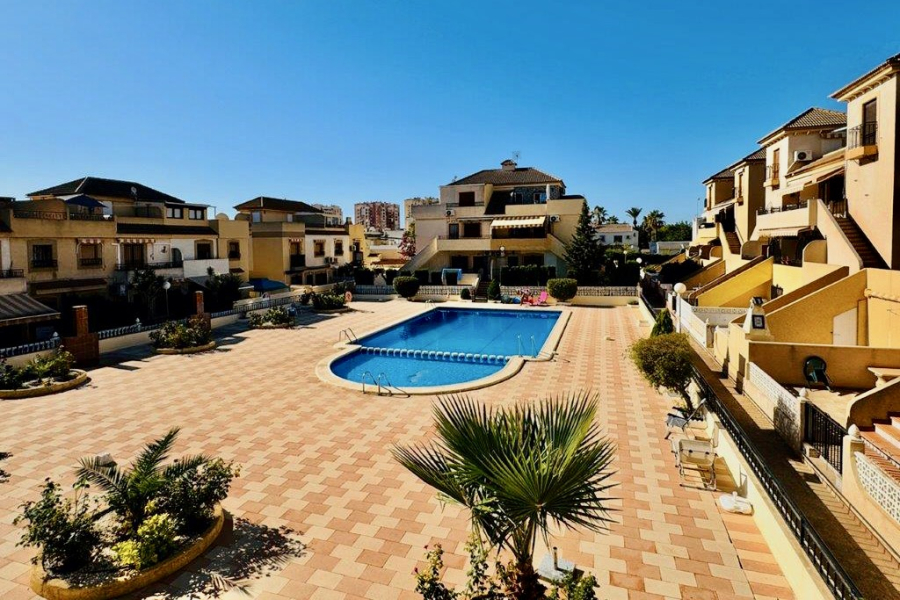 Resale - Townhouse / Duplex - Torrevieja  - La Rosaleda - Los Frutales