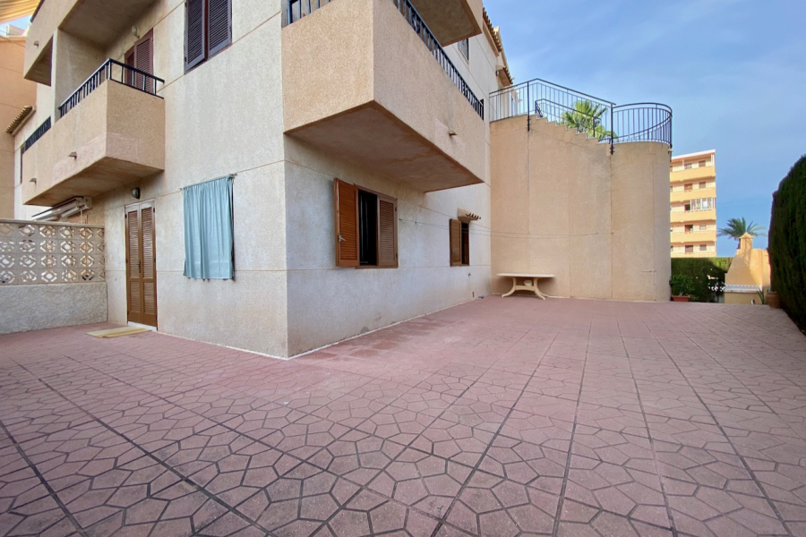 Resale - Apartamento/Bungalow - Torrevieja  - Torreblanca