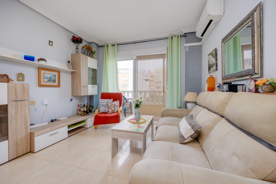 Resale - Apartamento/Bungalow - Torrevieja  - Playa del Cura