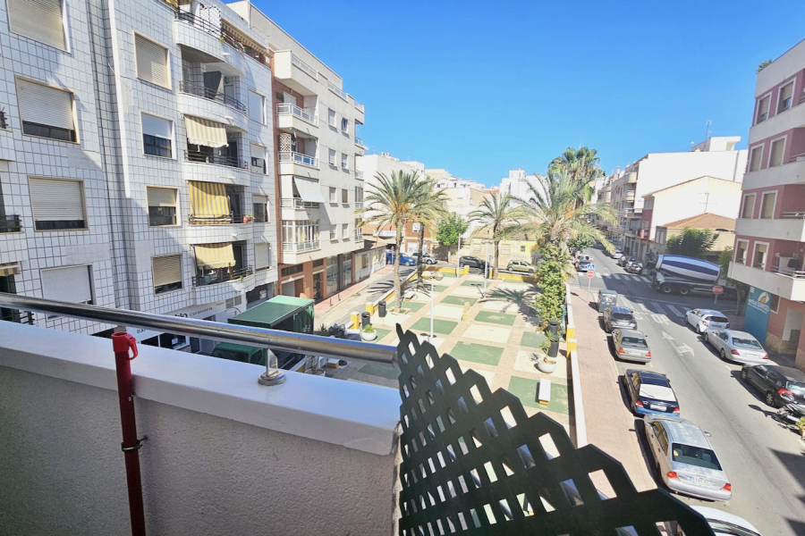 Resale - Apartment/Bungalow - Torrevieja  - Center