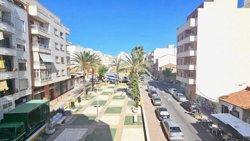 Apartment/Bungalow - Resale - Torrevieja  - Center