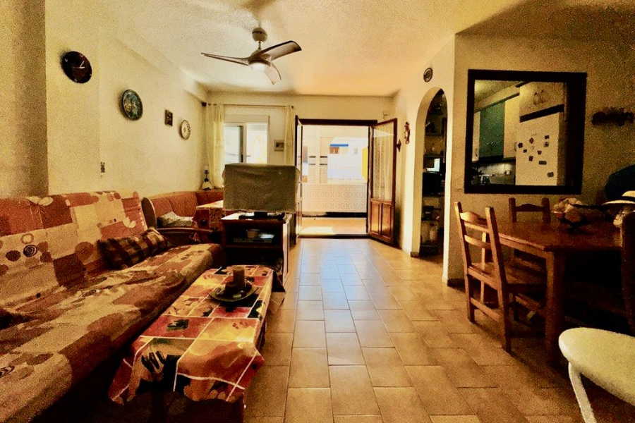 Resale - Lägenhet / Bungalow  - Torrevieja  - La Mata