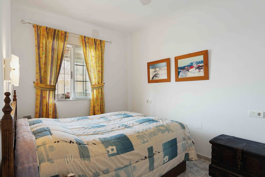 Resale - Apartamento/Bungalow - Torrevieja  - Aguas Nuevas