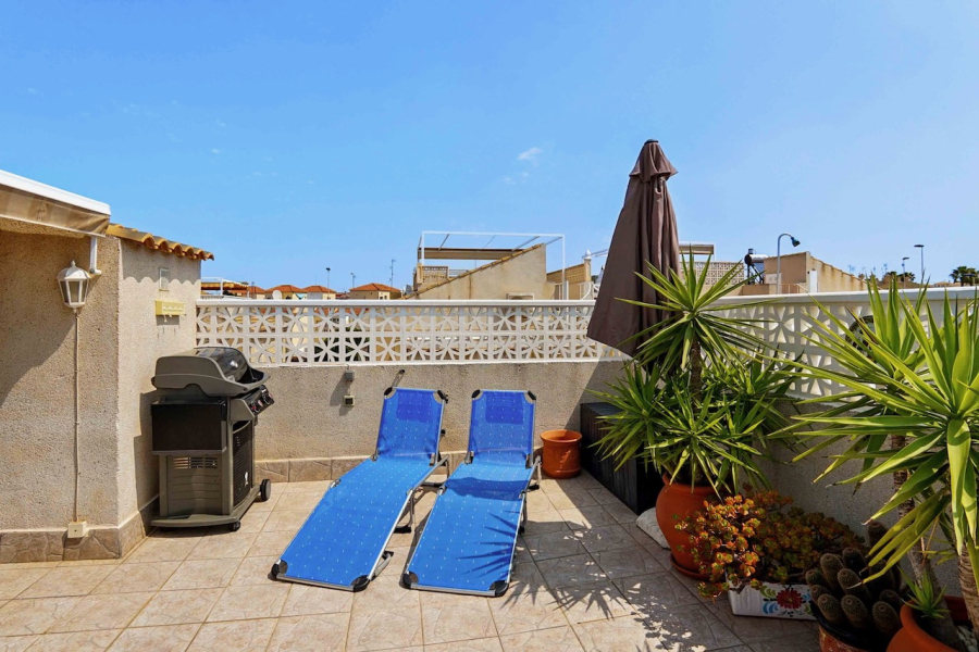 Resale - Apartamento/Bungalow - Torrevieja  - Aguas Nuevas