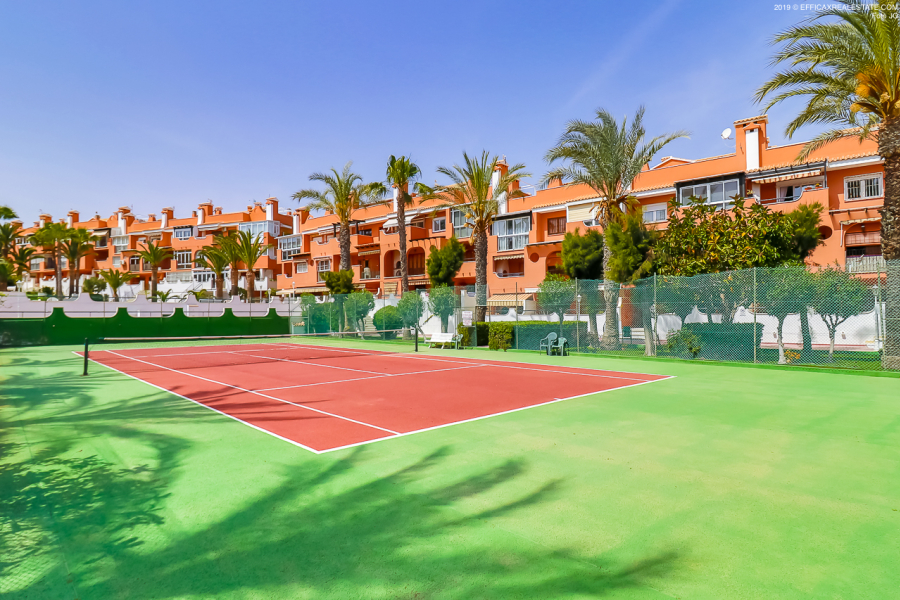 Resale - Lägenhet / Bungalow  - Torrevieja  - La Mata