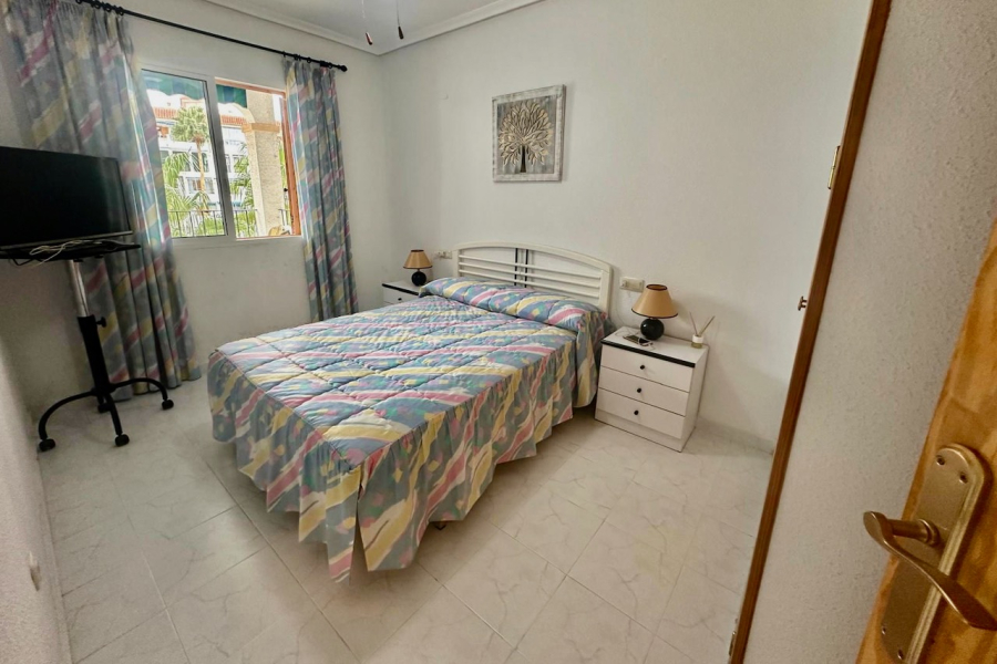 Resale - Apartment/Bungalow - Torrevieja  - La Mata