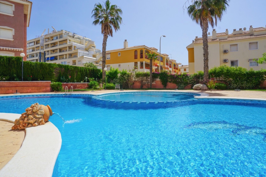 Resale - Apartamento/Bungalow - Torrevieja  - Torre del Moro