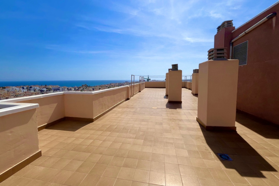 Resale - Apartamento/Bungalow - Torrevieja  - Torre del Moro