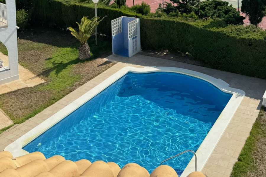 Resale - Duplex / Adosado - Torrevieja  - Molino Blanco