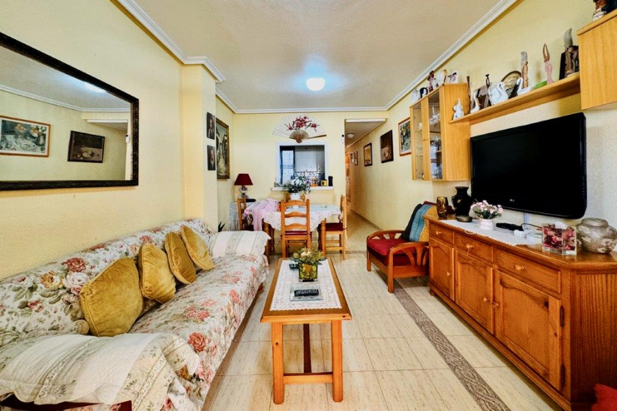 Resale - Lägenhet / Bungalow  - Torrevieja  - La Mata