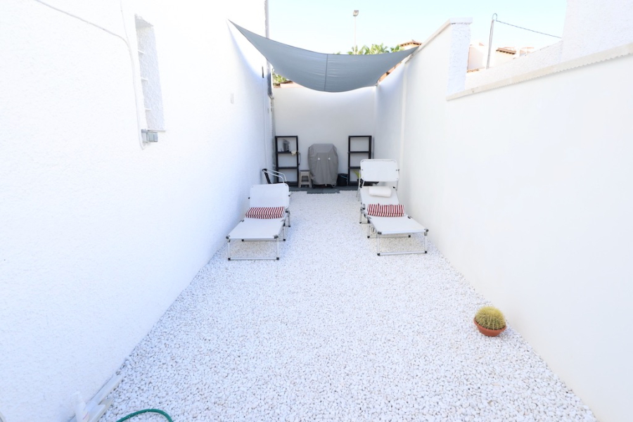 Resale - Apartamento/Bungalow - Torrevieja  - La Rosaleda - Los Frutales