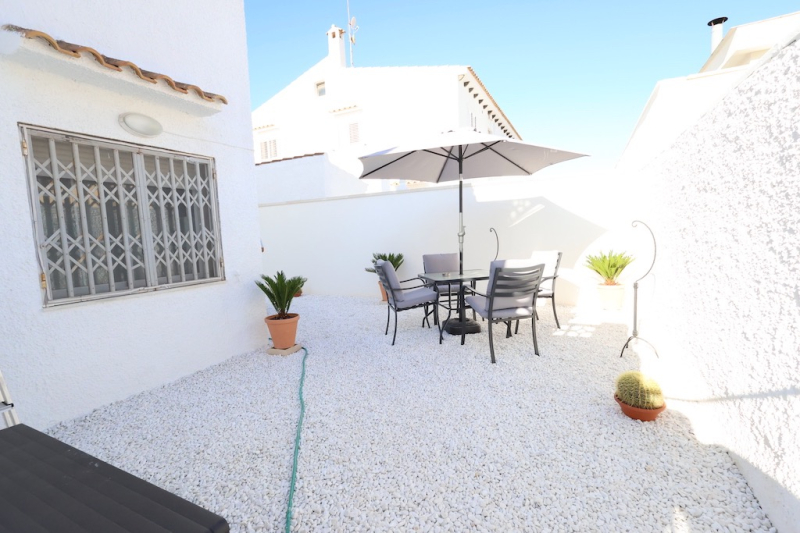 Lägenhet / Bungalow  - Resale - Torrevieja  - La Rosaleda - Los Frutales