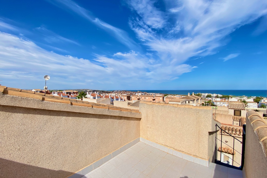 Resale - Duplex / Adosado - Torrevieja  - Torreblanca